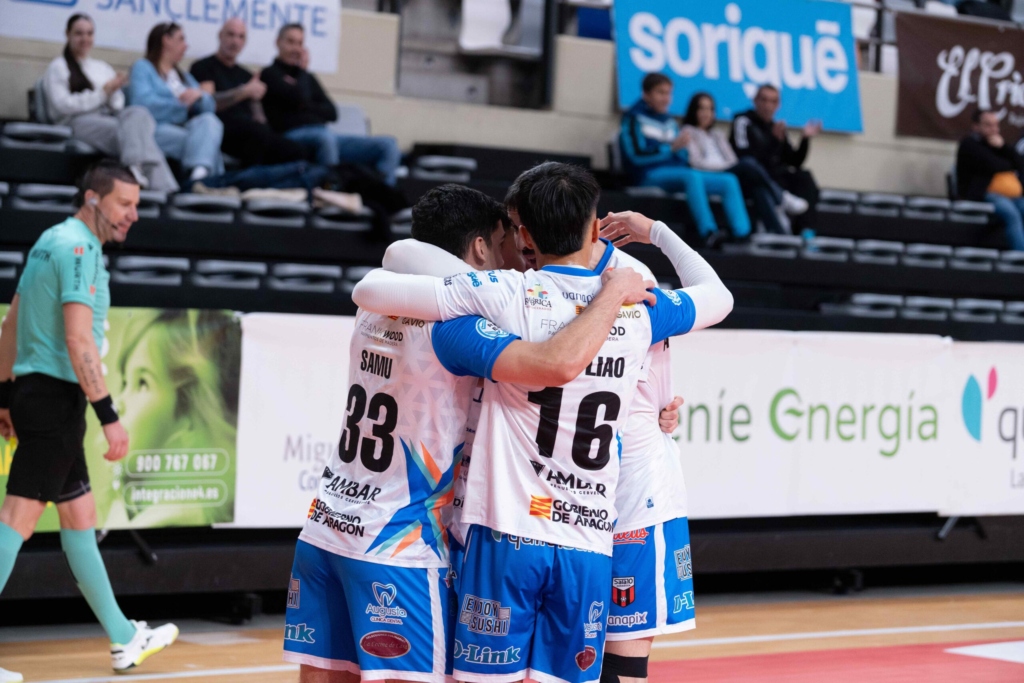 Solvente victoria del Wanapix ante el Unión África Ceutí  (6-2)