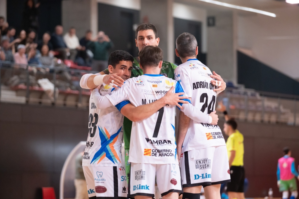 El Wanapix duerme líder tras tirar de oficio en la ciudad deportiva Joan Gamper